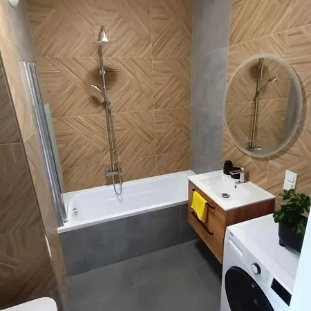 公寓 Ceglana 55 Apartment - Free Parking & Self Check-In