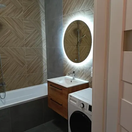 Ceglana 55 Apartment - Free Parking & Self Check-In